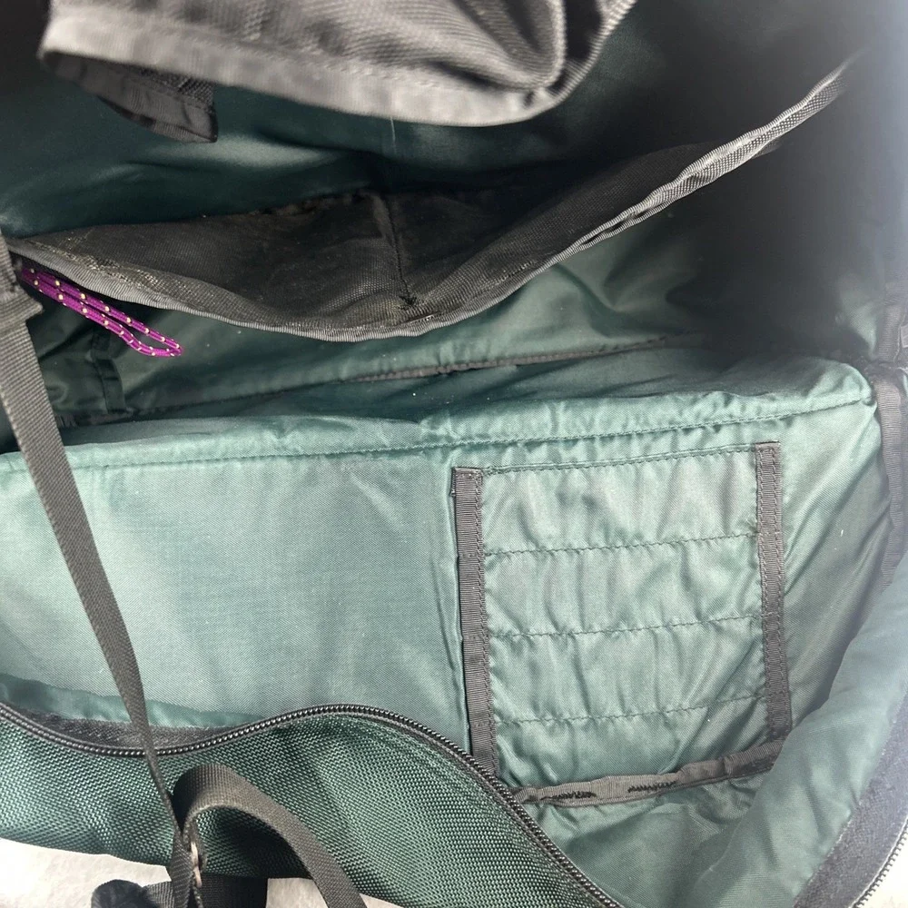 Patagonia Vintage Briefcase Green Made‎ In USA Crossbody Straps Travel Work
